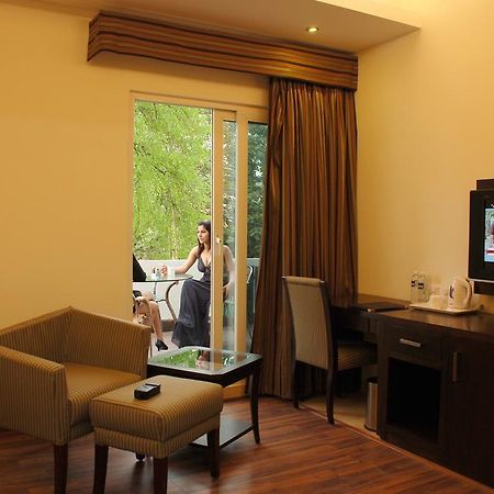 Jht Hotels 新德里 外观 照片