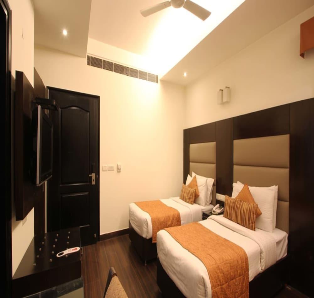 Jht Hotels 新德里 外观 照片