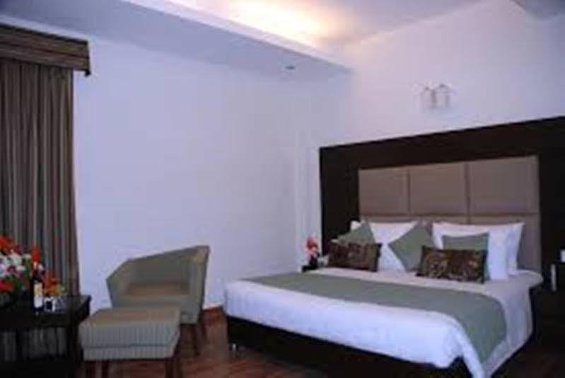 Jht Hotels 新德里 外观 照片